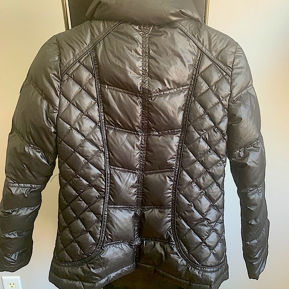 Guess Puffer Jacket - Picture 2 of 6